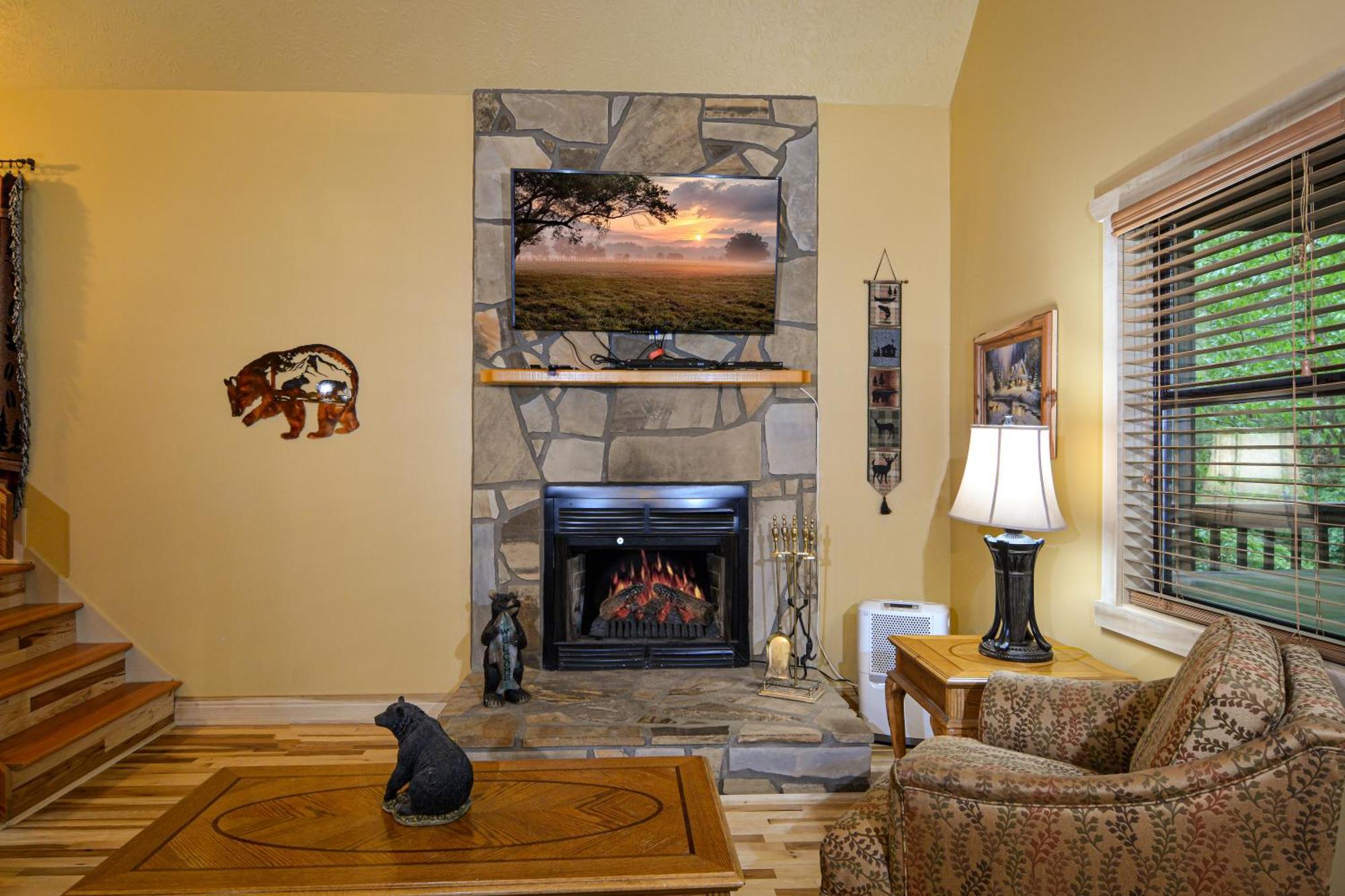 Bear Footin' On The Creek Villa Gatlinburg Room photo
